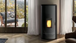 Salamandra a pellets para aquecimento central BIOJAQ PZT MIRELLA preto